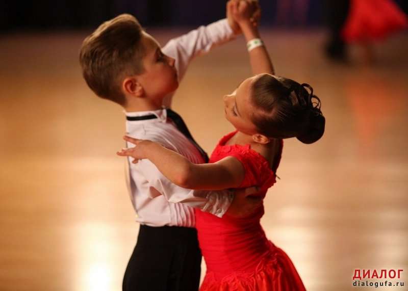 Спортивные бальные танцы для детей – польза и преимущества