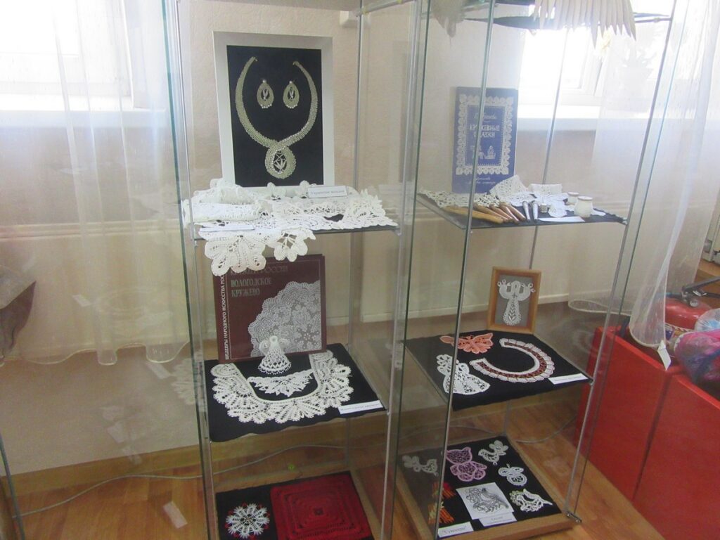 Торжественное открытие выставки «Уральские сказания о кружеве»