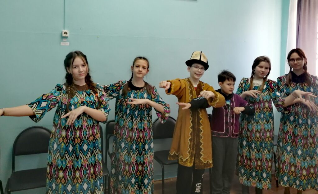 Час истории «Музыкальная культура  народов Средней Азии».