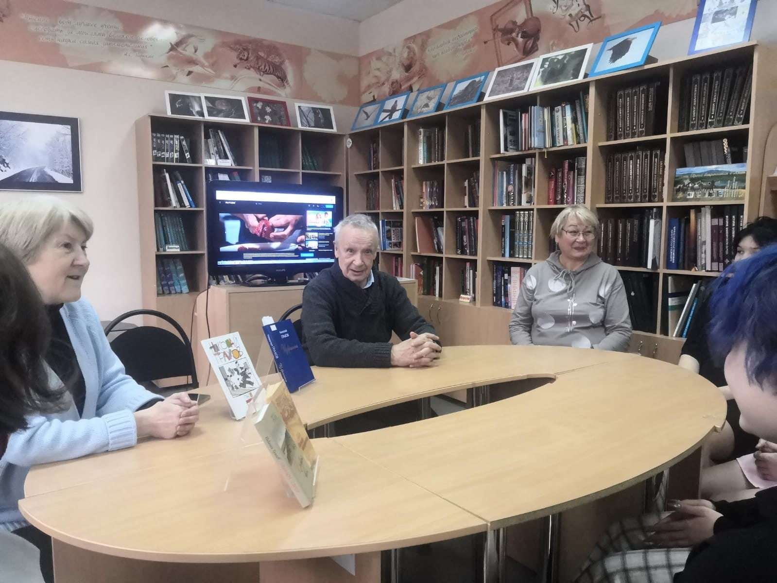 Встреча с Николаем Леонидовичем Граховым в библиотеке №44