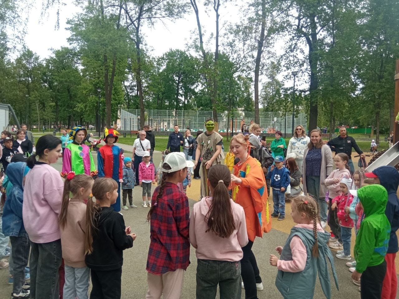 Подростковый клуб «Северный» принял участие в открытие обновленного парка Нефтехимиков