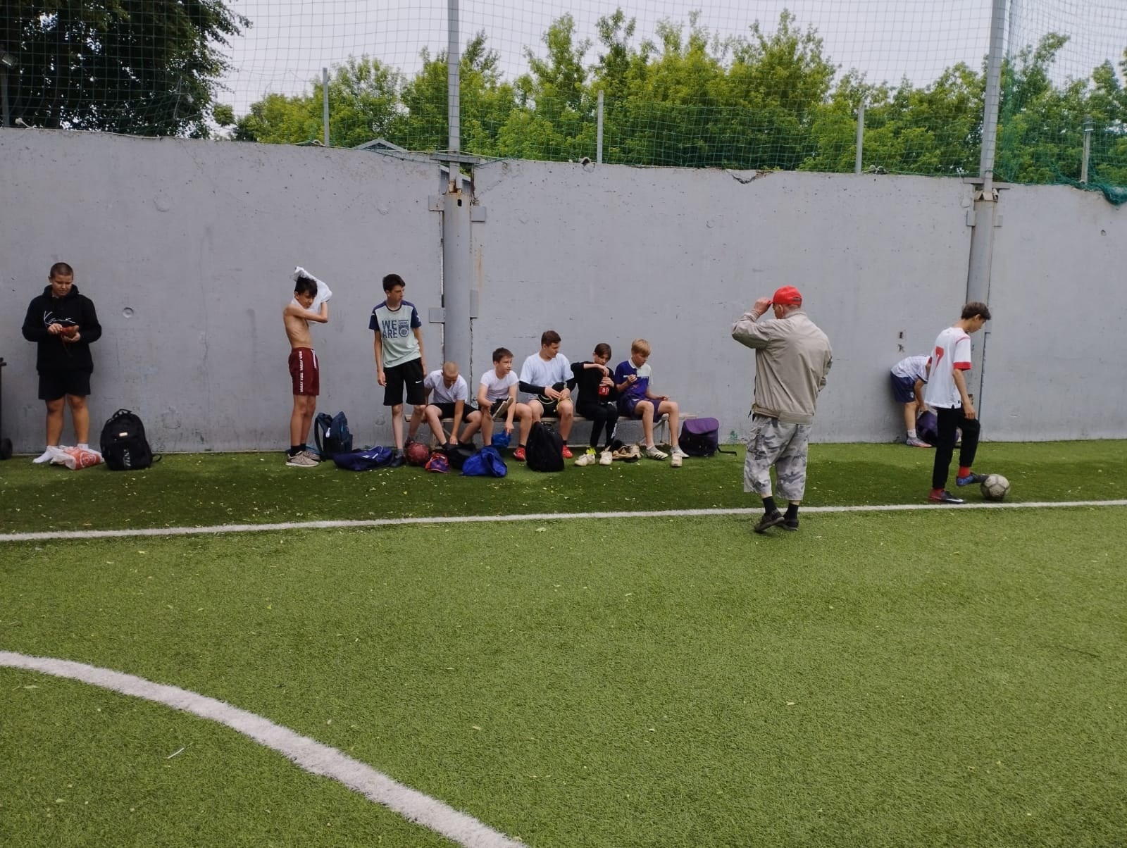 Спортивная программа «Мы играем в дворовой футбол»