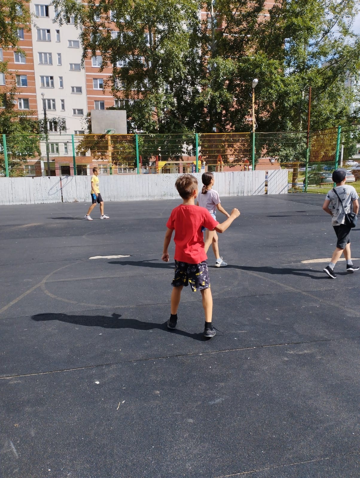 ⚽В рамках летних игровых площадок мероприятия также активно проводились на спортивной площадке по ул