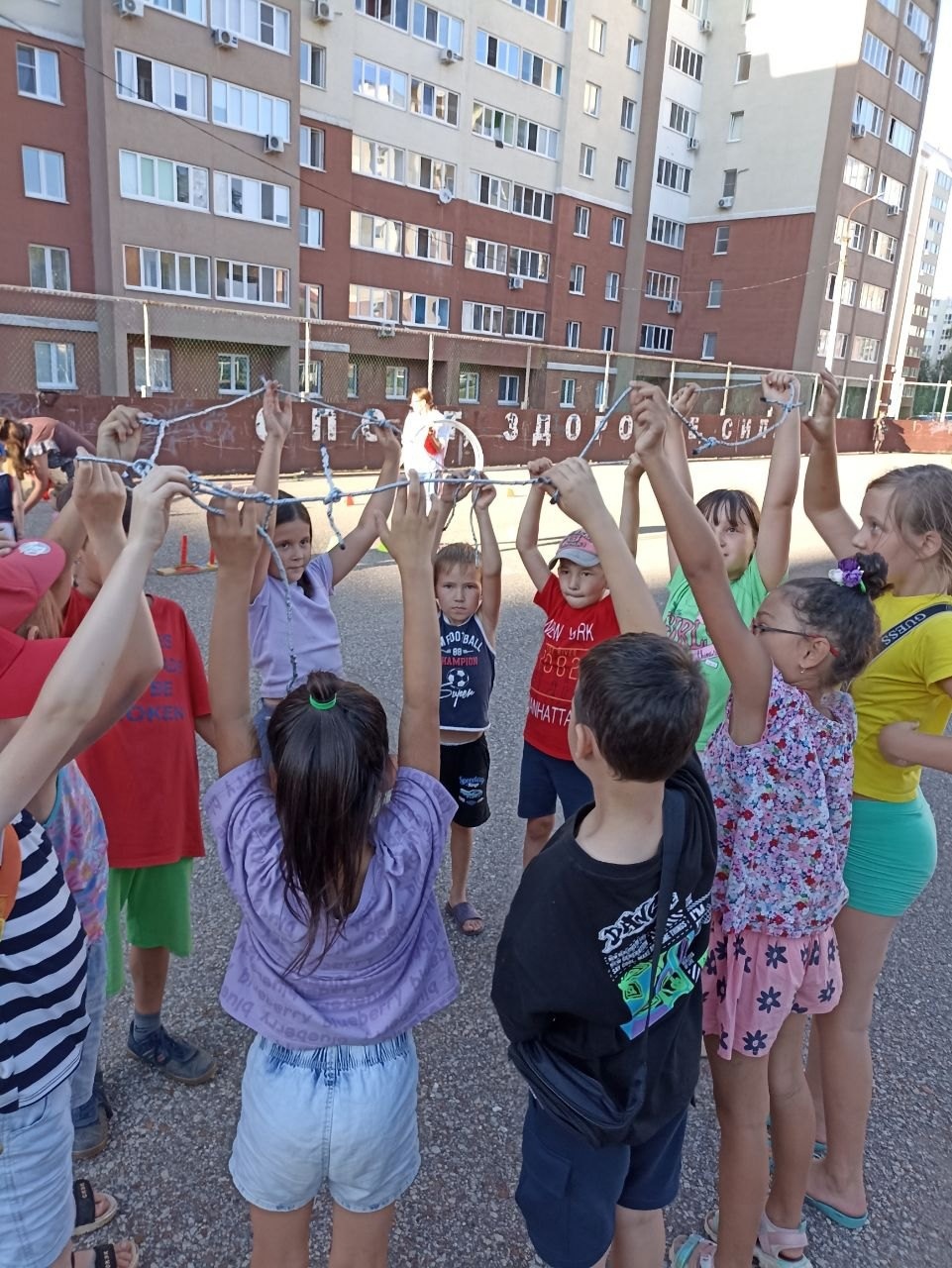 Дружно и весело прошли детские площадки Молодёжного центра "Вираж" с 7 по 11 августа