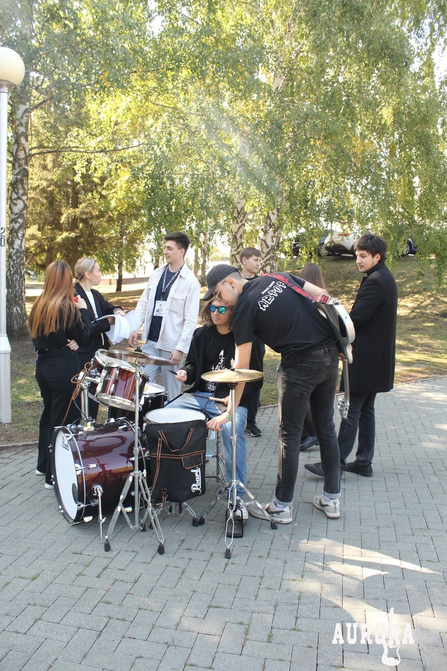 Музыкальная группа "АВРОРА" являлась одной из станций ежегодного квеста для первокурсников Института истории и государственного управления