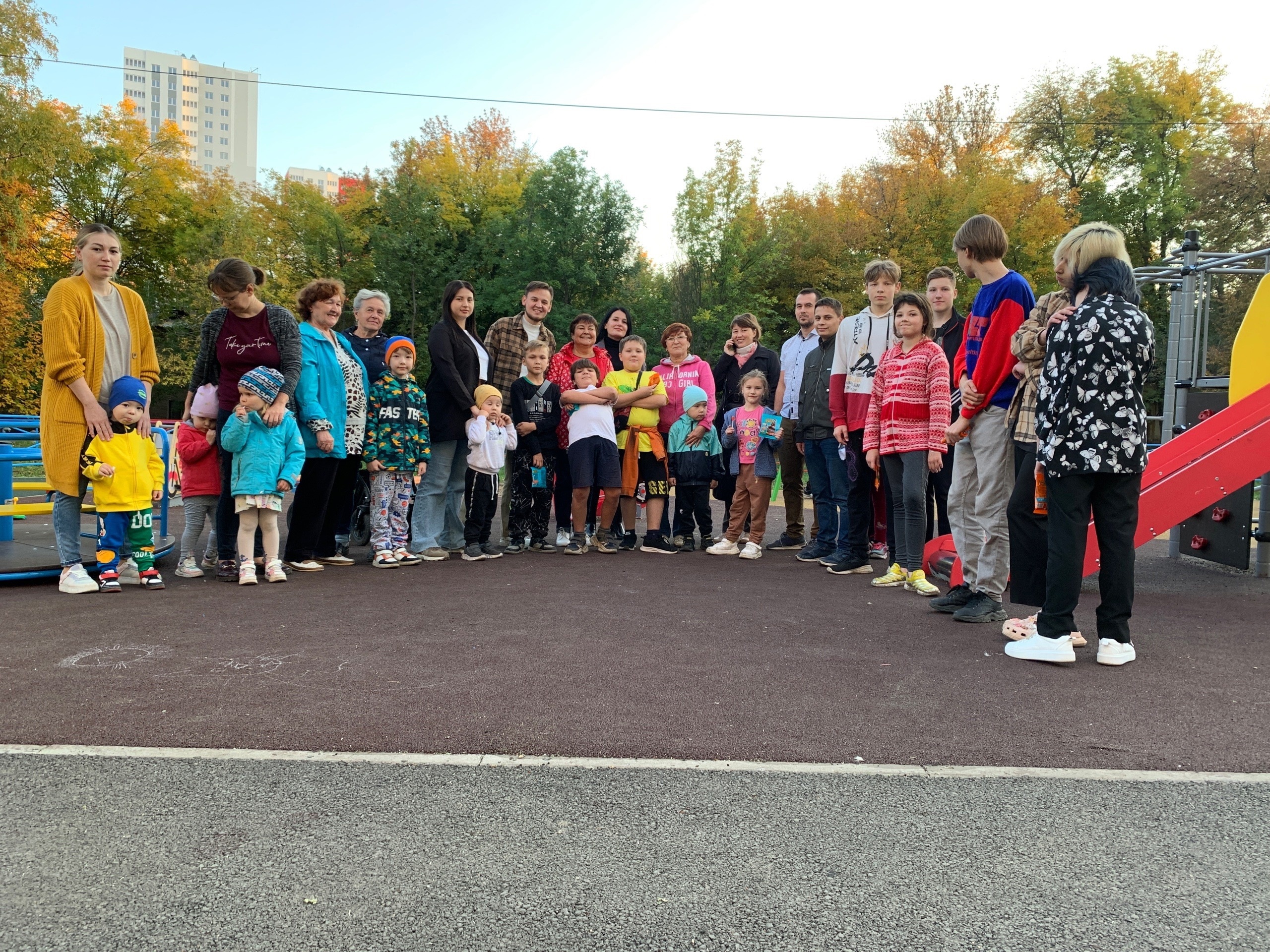 🔥Подростковые клубы «Северный» и «Рекорд» передают привет с открытия детской площадки в рамках проекта «Башкирские дворики» по ул