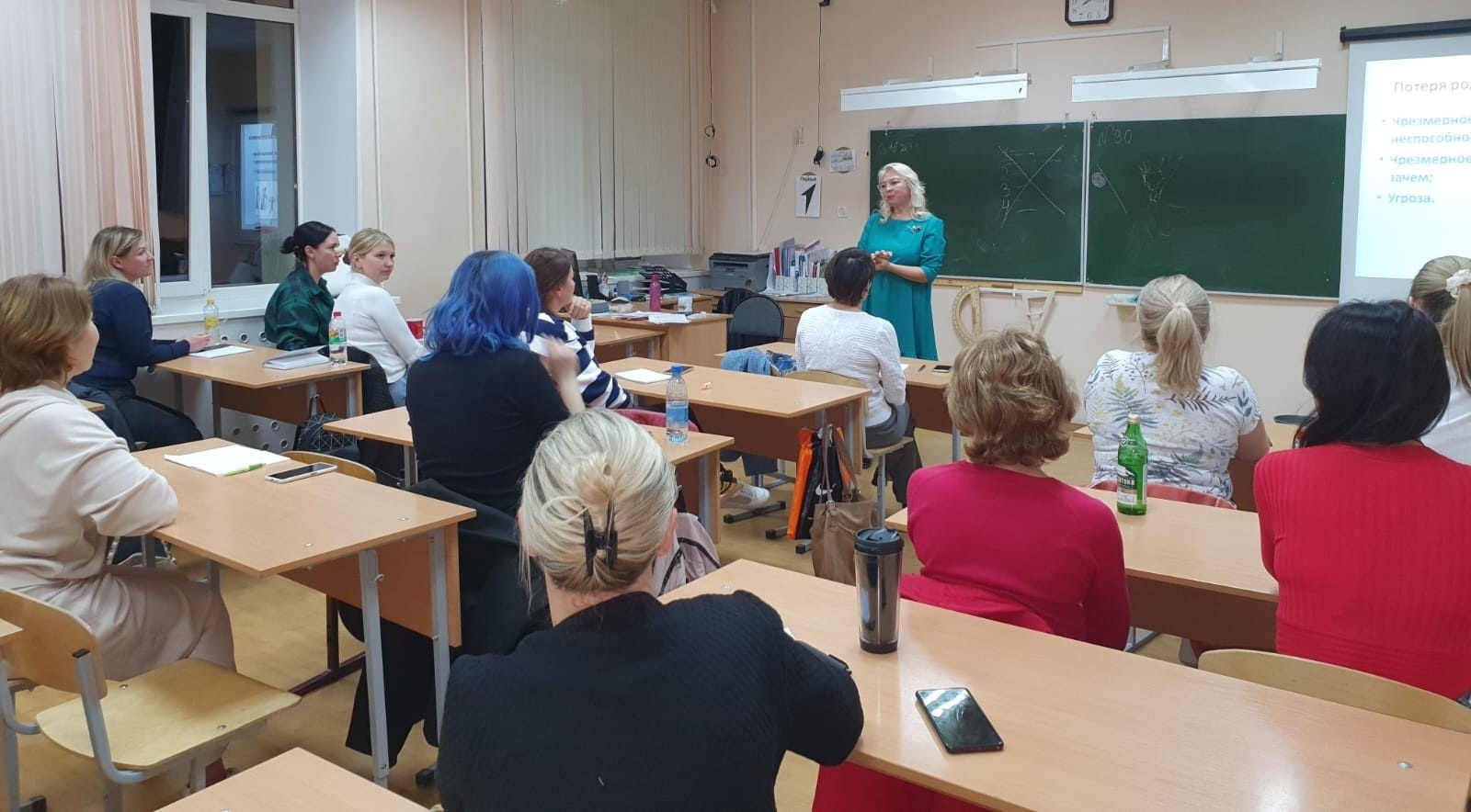 Педагог-психолог Гульнара Рифхатовна Тарасова, провела родительские лектории на тему: "Школьный буллинг