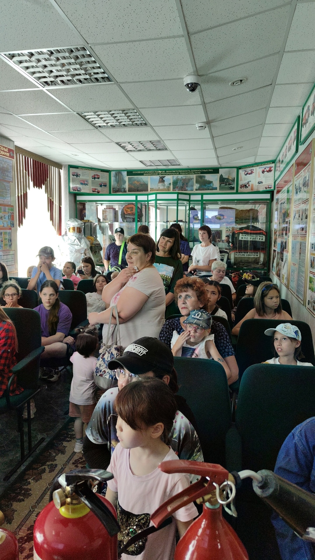 👩‍🚒 В гостях у МЧС — учимся безопасности вместе!